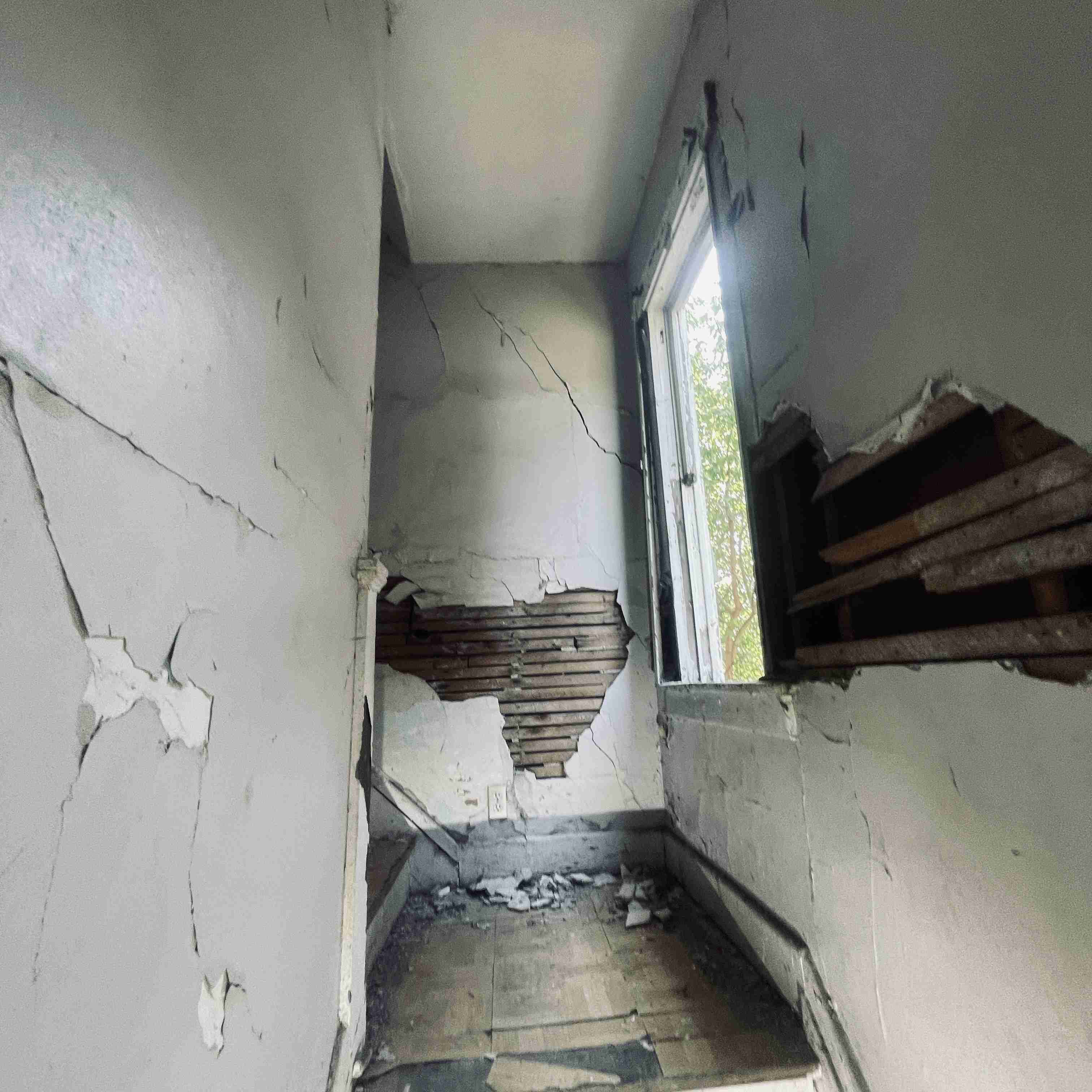 2537 Fullerton (52).jpg